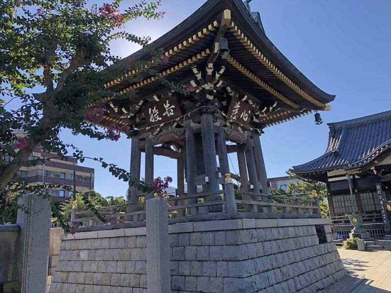 利栄山 長勝寺
