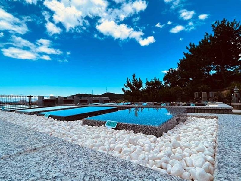 青空や自然を間近に感じることができる環境が特徴です