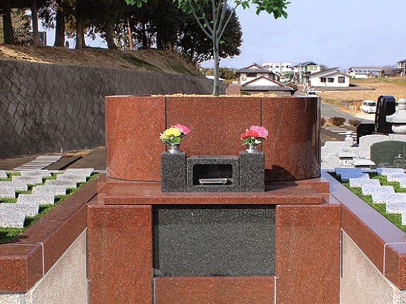 樹木葬墓｢ひだまり｣