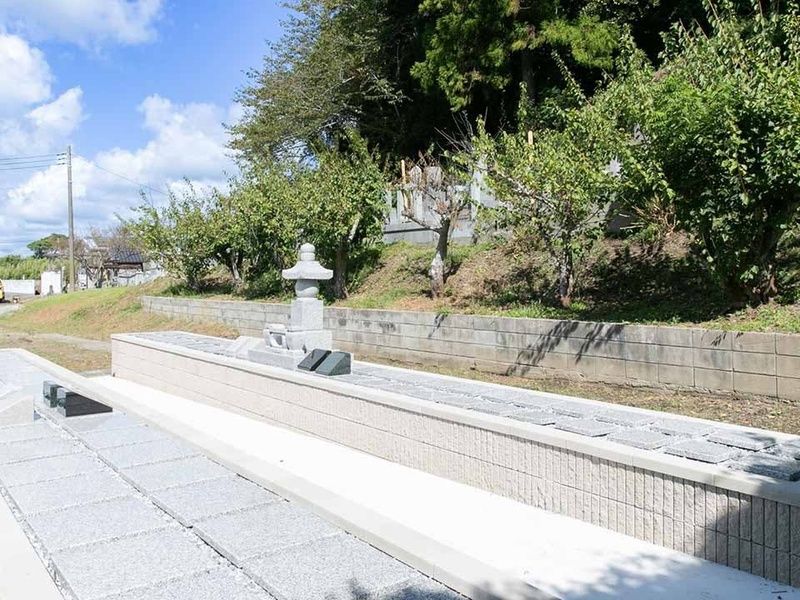 たてやま樹木葬 ～あぶり霊園～