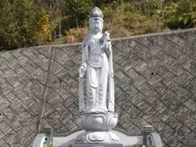 丸子山墓苑 永代供養合祀塔