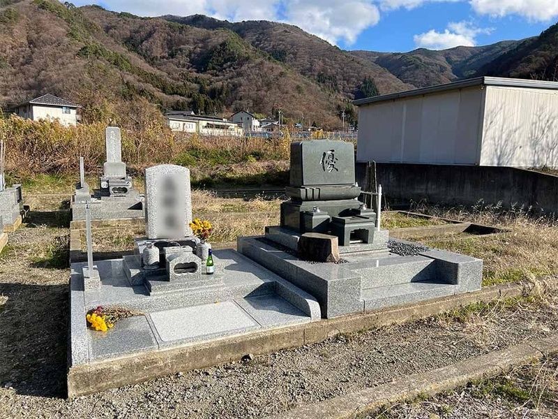 清涼院墓地