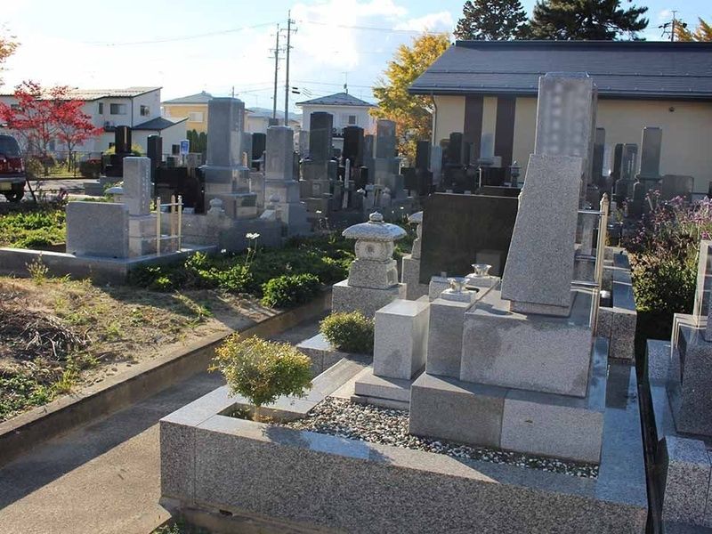 常行寺墓地