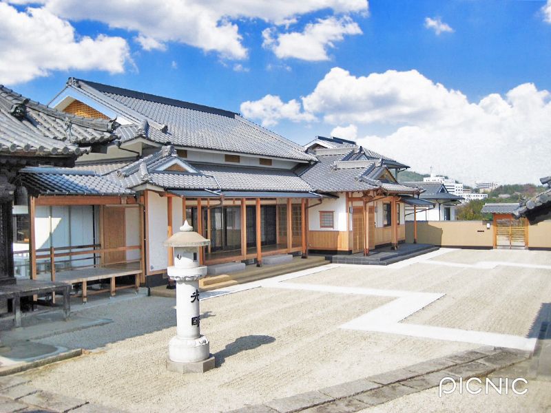 医王寺 のうこつぼ