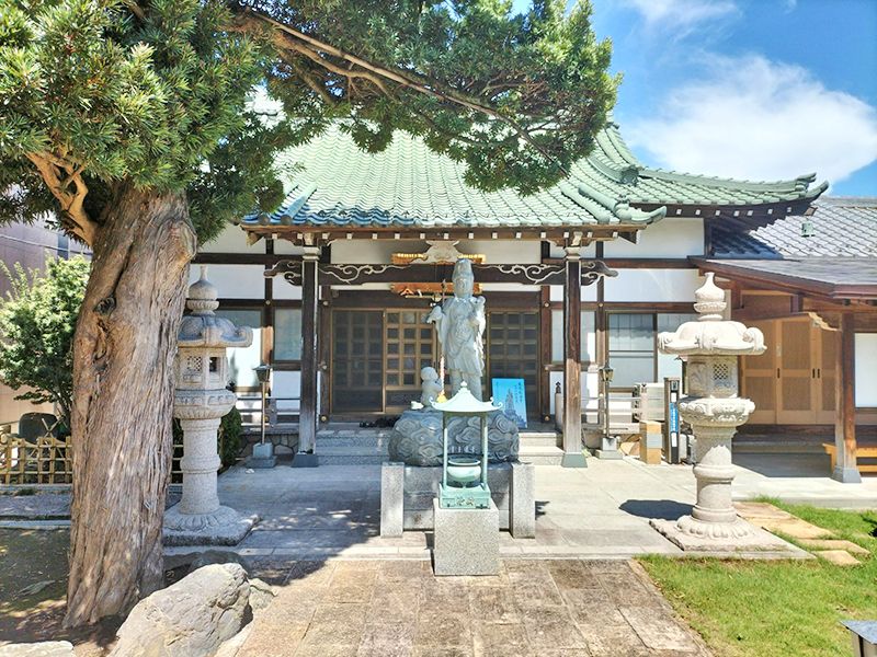 東川口慈恩の庭