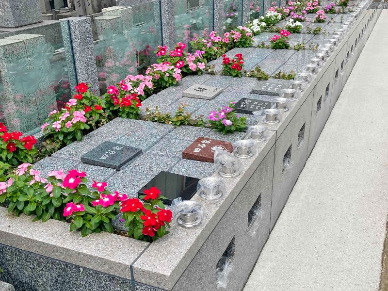 樹木葬「新宿アルベリ」