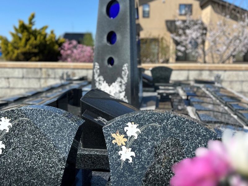 賢徳寺 なんと百合の花霊園