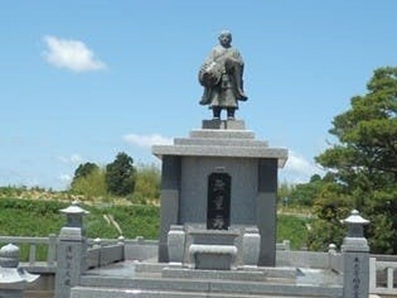 浄土真宗本願寺派 本光寺永代供養墓（無量壽）