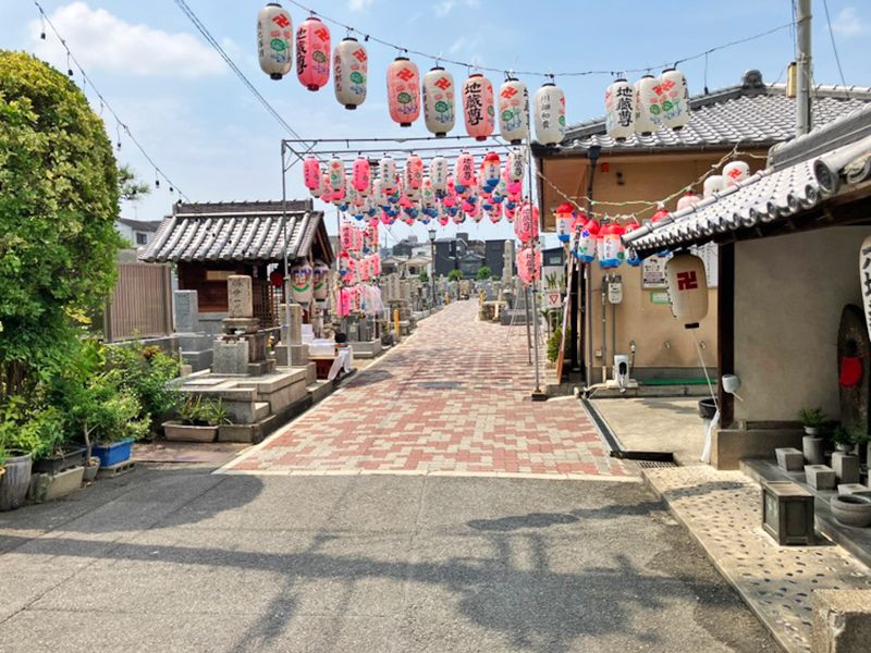 岩田墓地