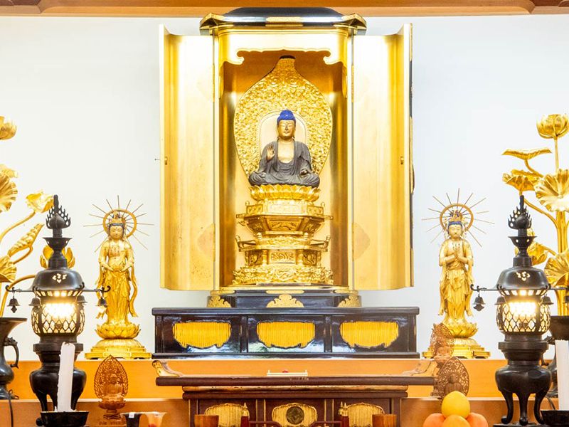 金色の仏壇