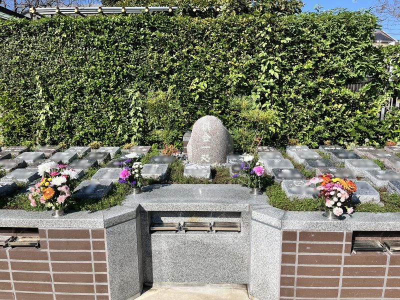 浄信寺「プレミアム栗橋静桜の里樹木葬墓地」