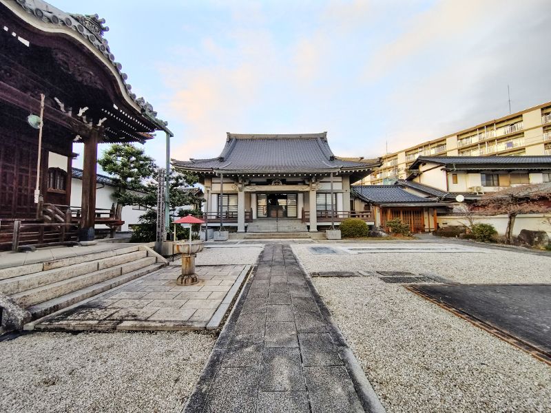 聖徳寺 本堂