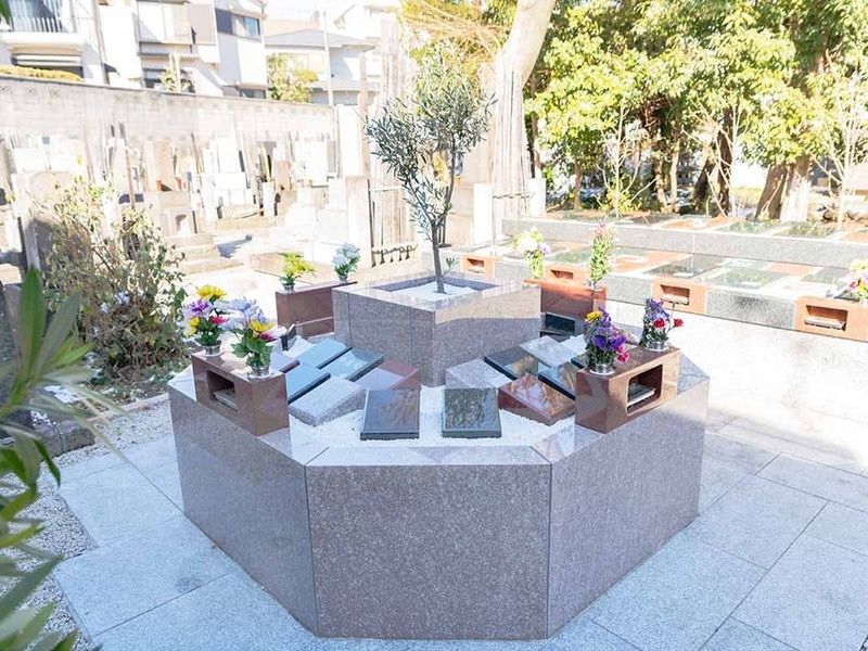 小さな森の樹木葬 上野