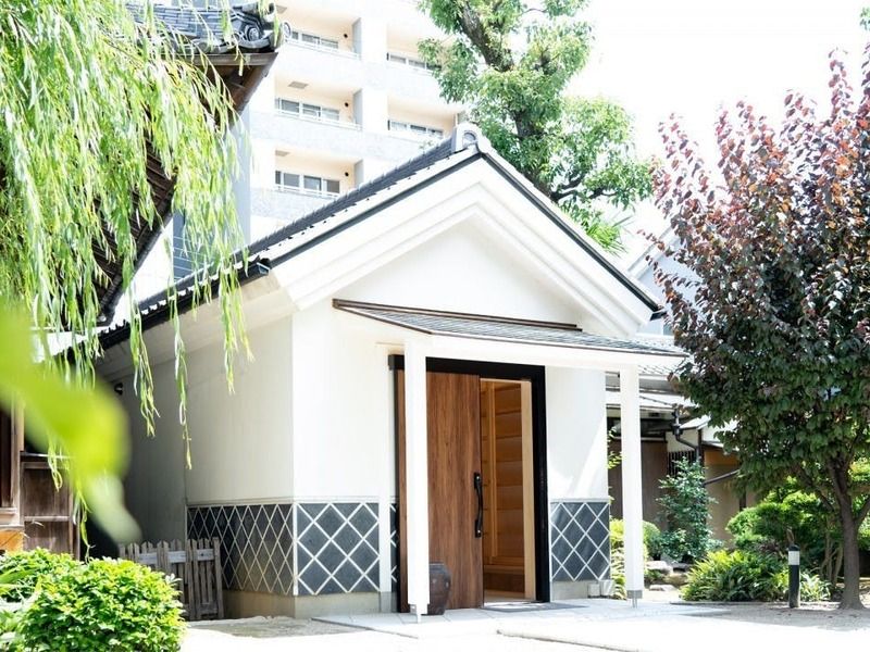 久遠寺 境内納骨あかり御堂／永代供養墓まどかの丘