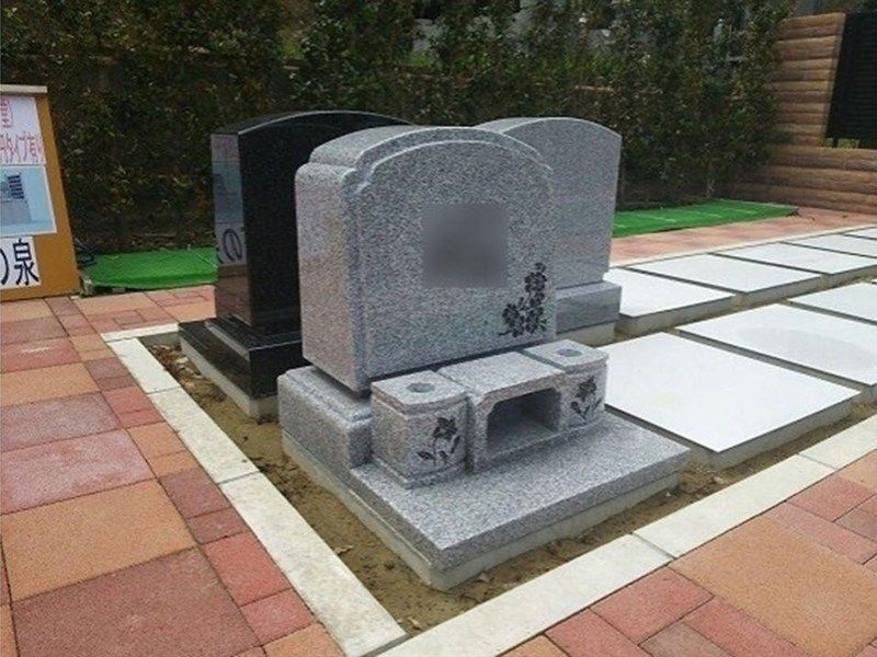 泉盛徳の丘霊園
