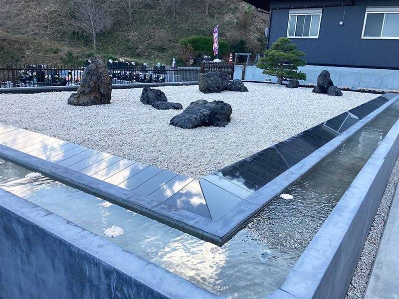 安養寺 庭園樹木葬・納骨堂 承恩殿