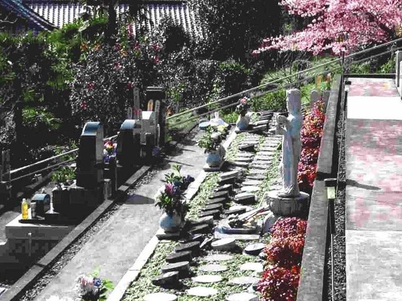 北瀬名樹木葬墓地