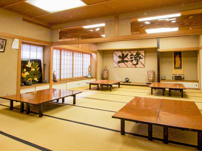 畳敷きの休憩室