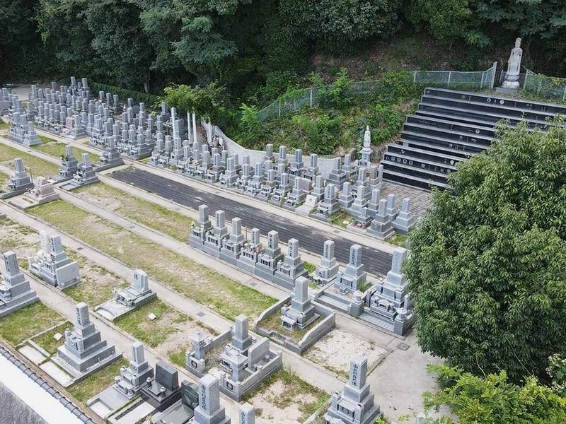 阿弥陀堂三滝公園墓地