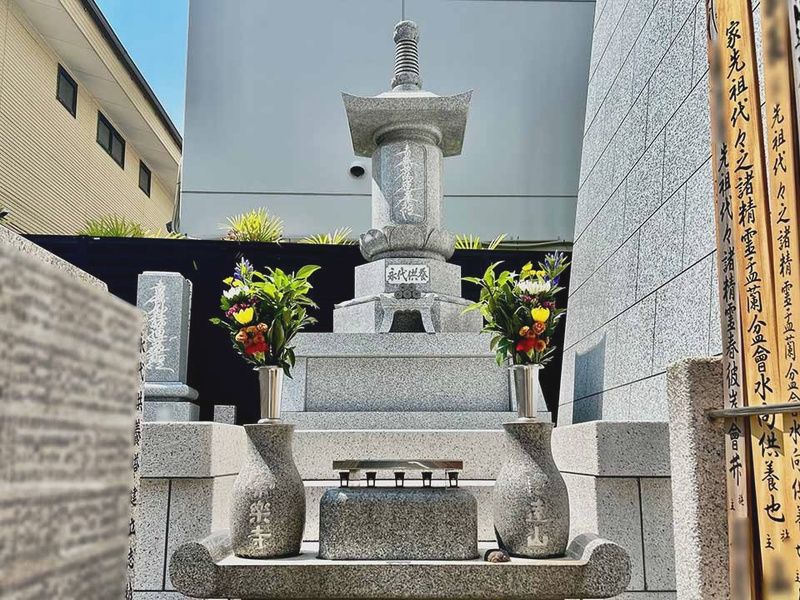 常楽寺 納骨堂