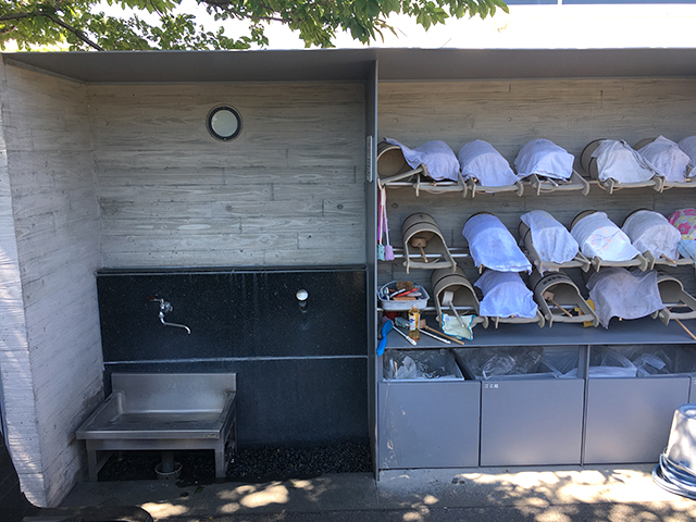 江戸川聖地霊園　道具完備の水汲み場