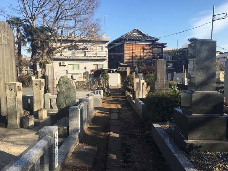 都立 谷中霊園　落ち着いた雰囲気の墓地