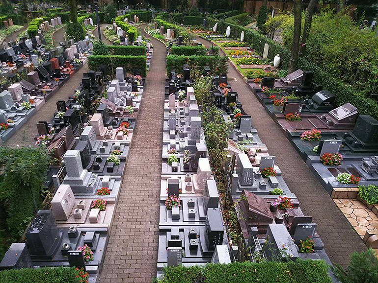 小平ふれあいパーク　広々とした墓域