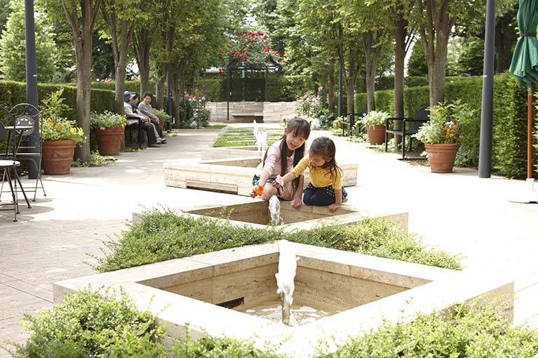 花小金井ふれあいパーク　まるで公園のようなパーク内