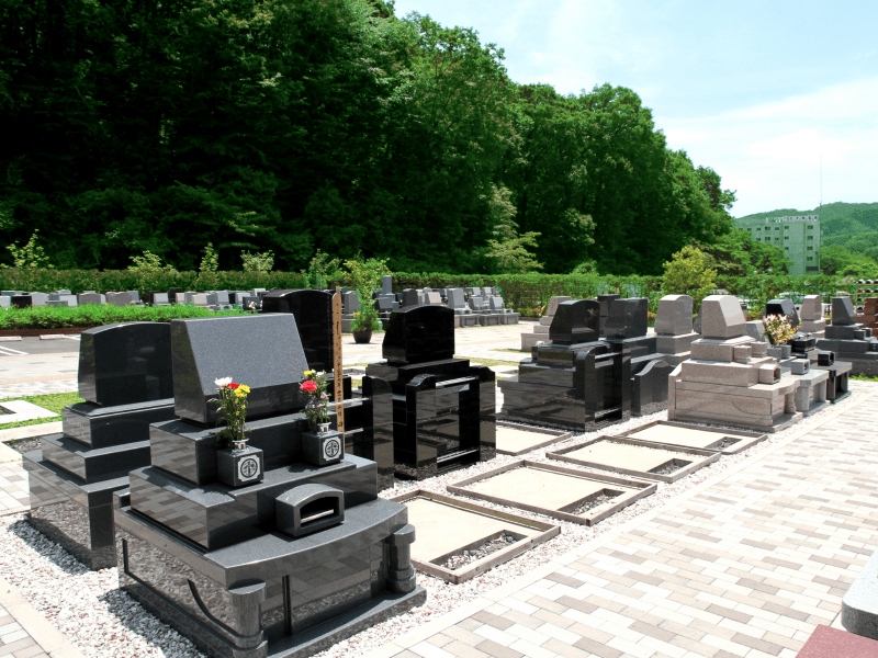 まだ空きのある八王子上川霊園の洋型墓石区画