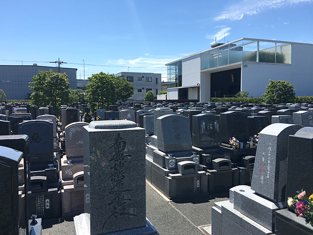 江戸川聖地霊園　日当たりのよい墓域