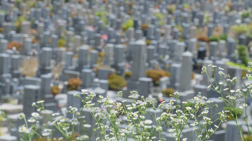 墓石の種類は300種類以上！定番墓石やおすすめ石材をピックアップ