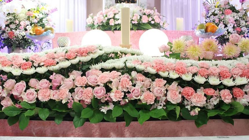 供花(くげ)の意味や種類~贈るときのマナーも紹介~
