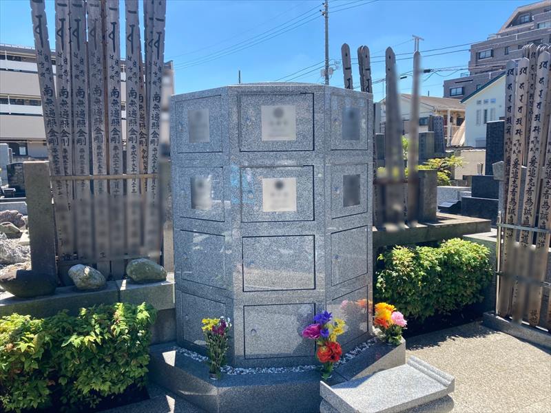 弘福院 のうこつぼ　屋外納骨墓