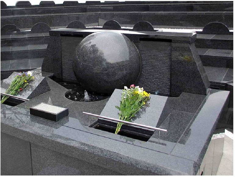 メモリアルヒルズ雲渓塚 永代供養墓