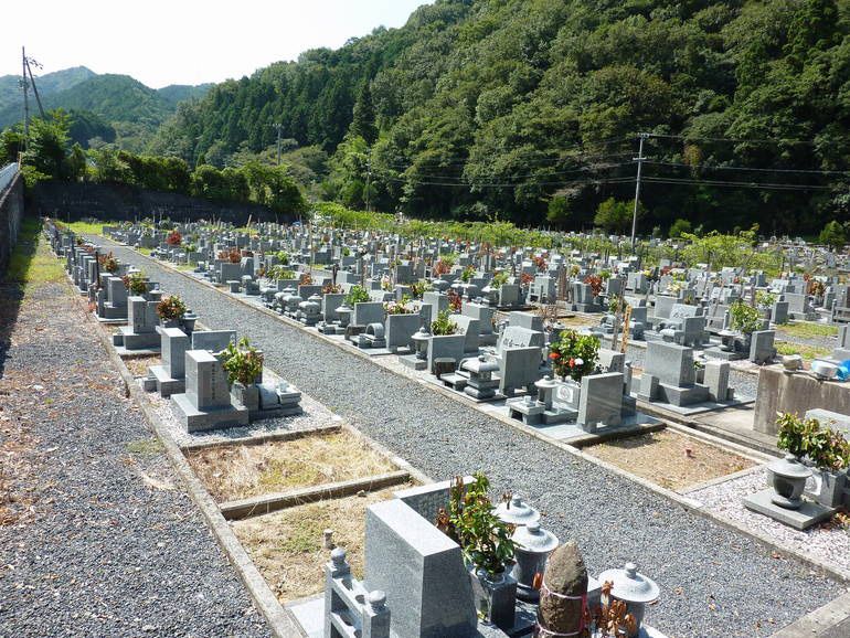 松山市営 横谷墓地