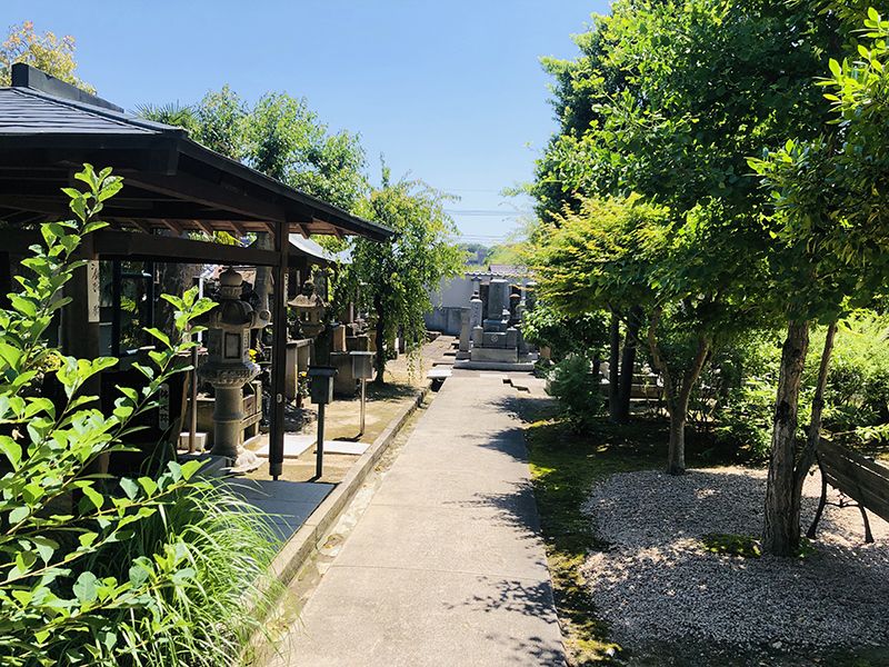 洞光寺 のうこつぼ