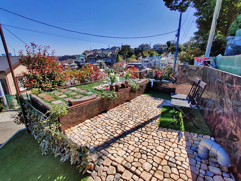 磯子の丘・海の見える樹木葬　日の当たる墓域