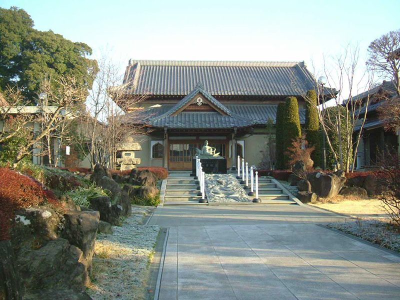 保福寺　手入れされた植栽