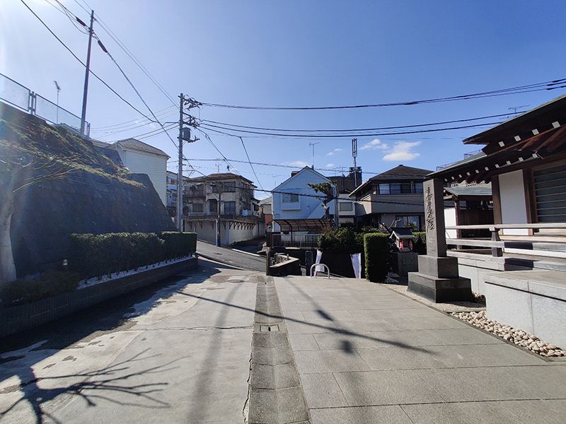 妙清寺屋内墓苑 光明館