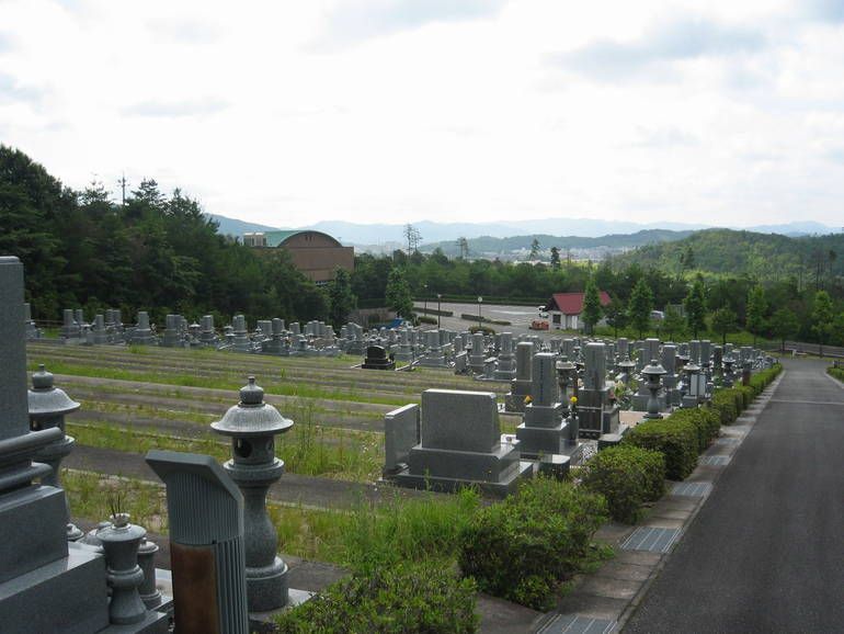 ひがしひろしま墓園