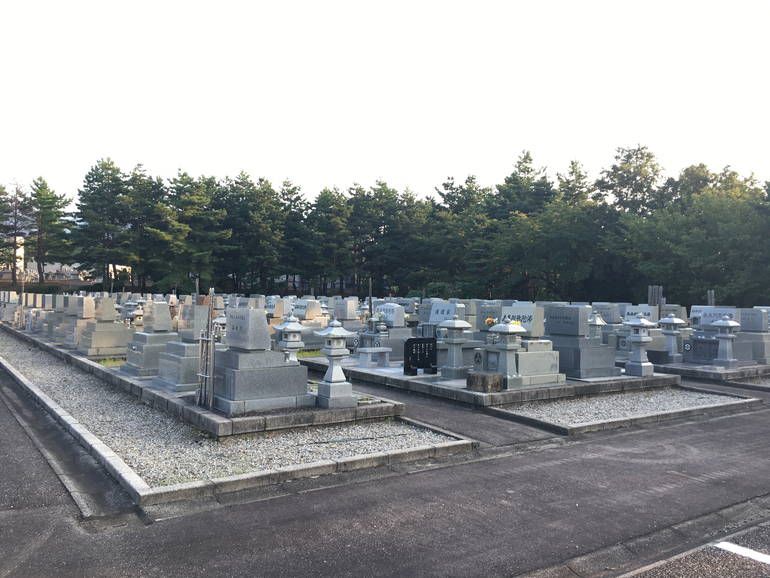 富山市営 大沢野墓地公園（あじさい園）