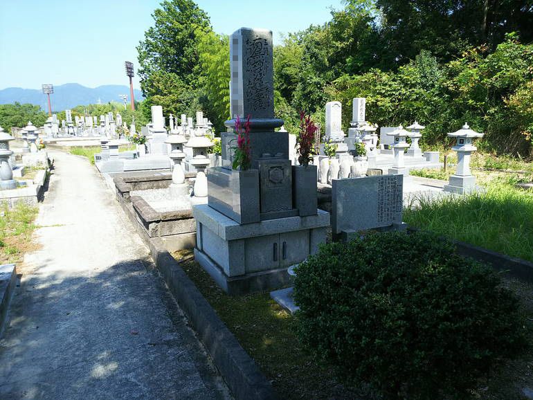 津山市営 志戸部墓地