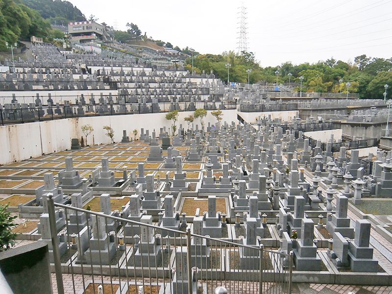 信貴山 大窪寺霊苑