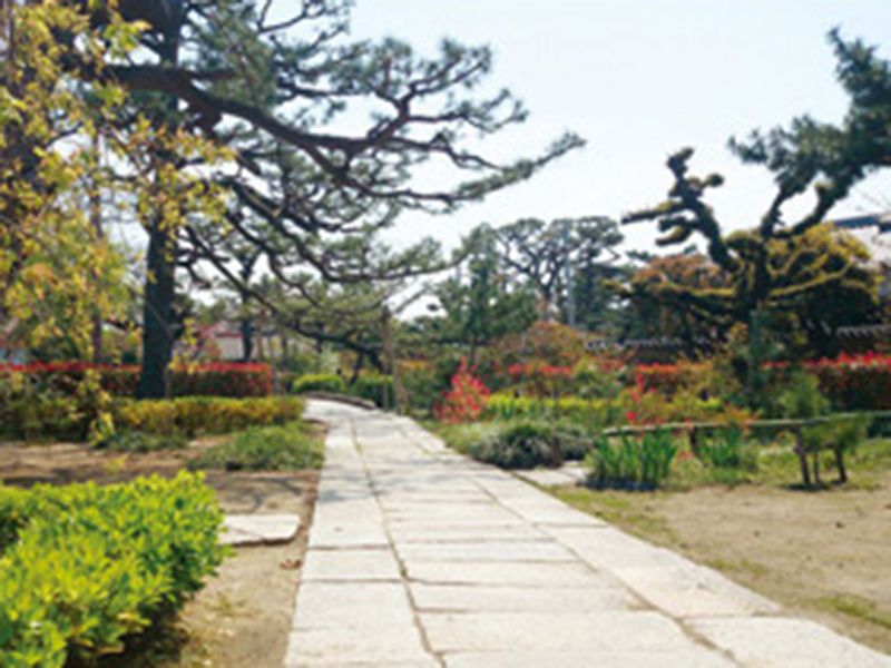 堺名刹 南宗寺墓苑