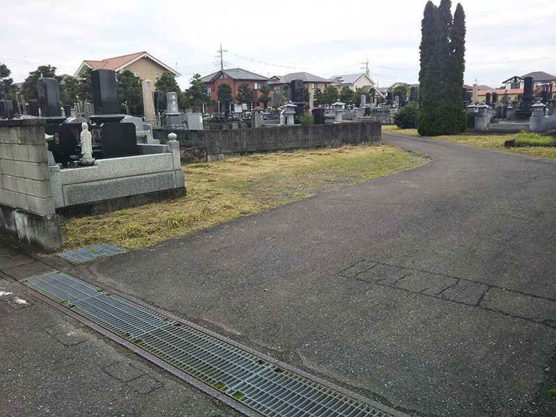 保泉リバータウン墓苑