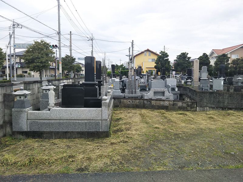 保泉リバータウン墓苑