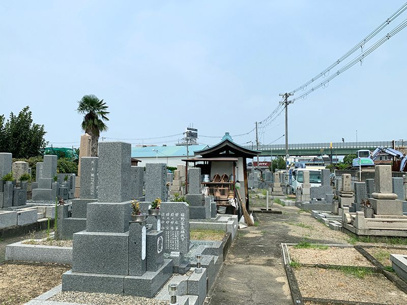 川俣墓地