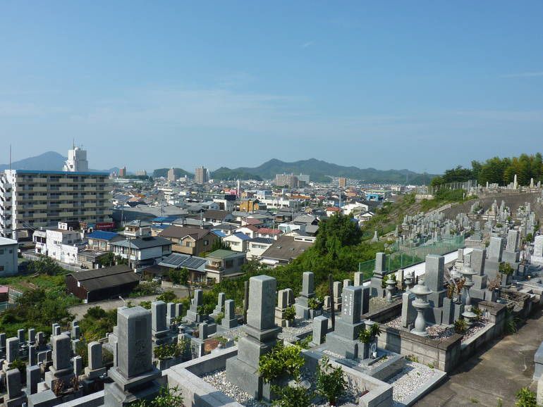 松山市営 大明神墓地