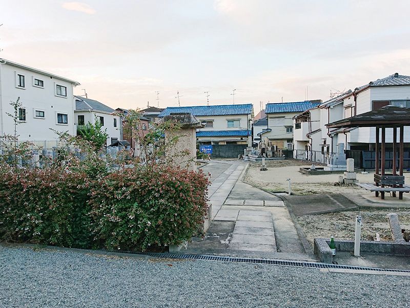 伊丹瑞穂墓地