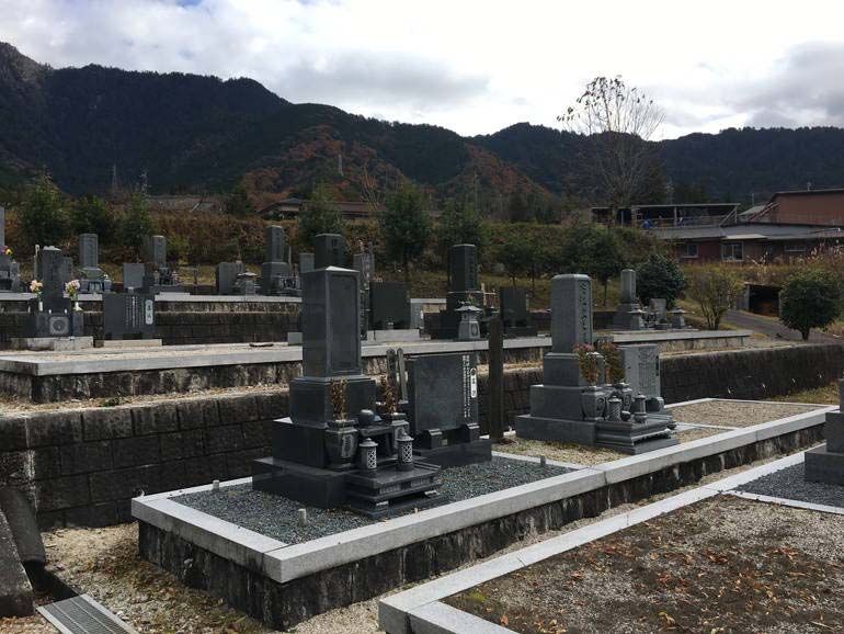 南木曽町営 神戸霊園